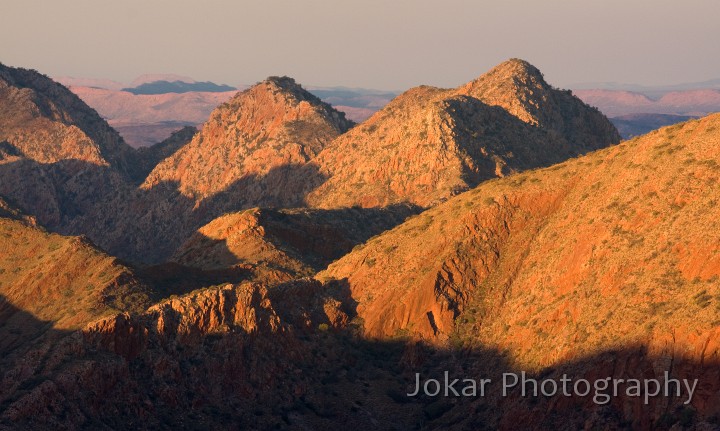 Larapinta_20080611_495 copy.jpg - Looking east from Brinkley Bluff